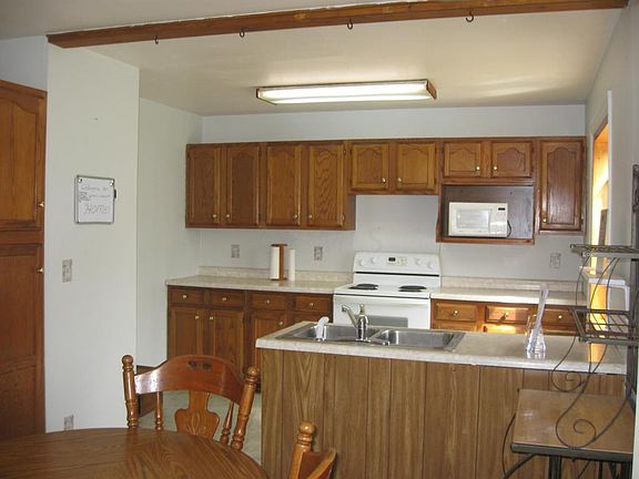 5th image of 3118 Schell Dr