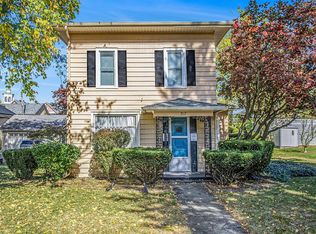 317 E Chart St, Plainwell, MI 49080