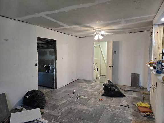3rd image of 224 Baptist St