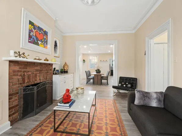 1610 West Street image 3 of 34