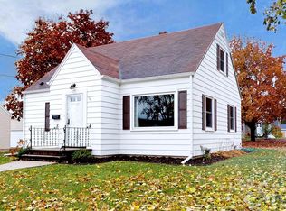 121 W 1st St, Kimberly, WI 54136