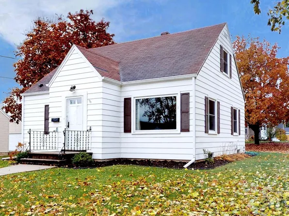 121 W 1st St, Kimberly, WI 54136