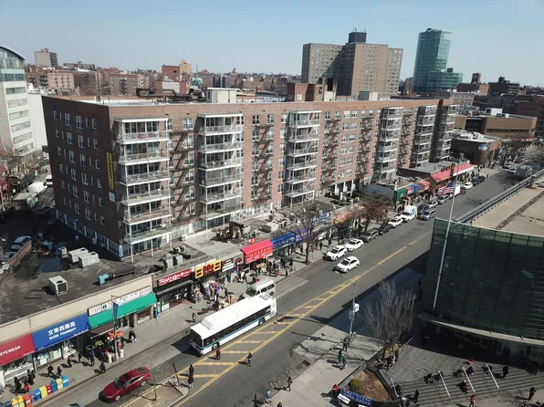 41-25 Kissena Blvd, Flushing, NY