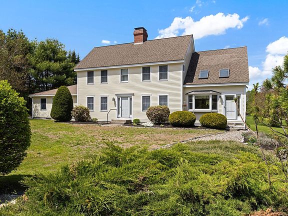 3rd image of 158 Jackson Road