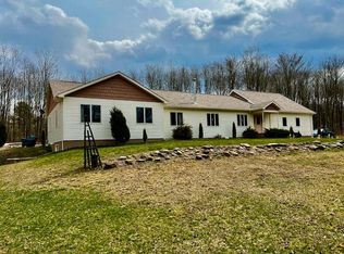 236 Sunville Rd, Franklin, PA 16323