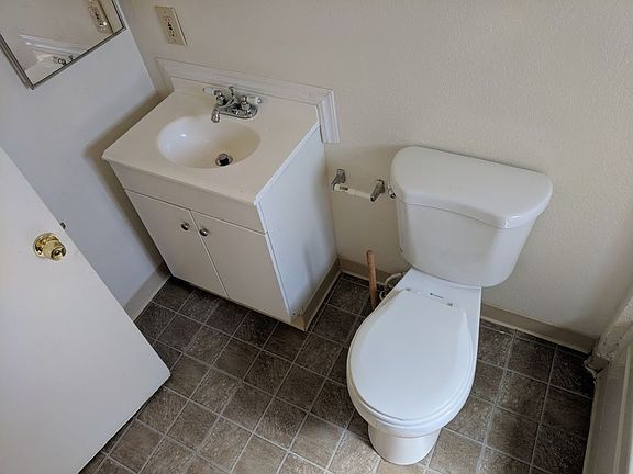 5th image of 2171 Park Ave APT 3