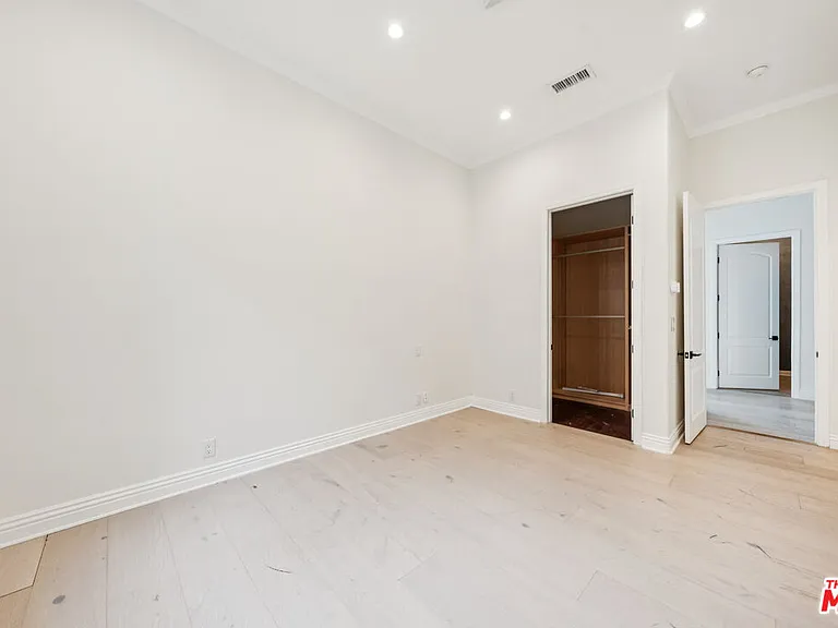 4576 Martson Dr — Photo 23