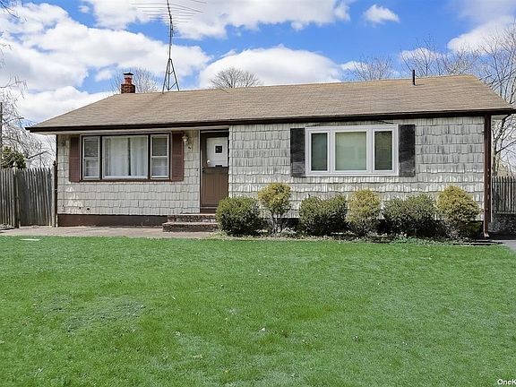 2nd image of 64 Hanrahan Ave