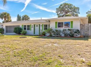 1545 Loralin Dr, Englewood, FL 34223