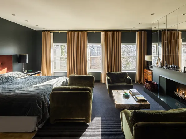 462 West 23rd Street image 7 of 17