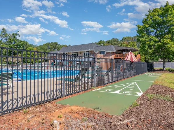 310 Blue Ridge Ct, Westminster, SC 29693