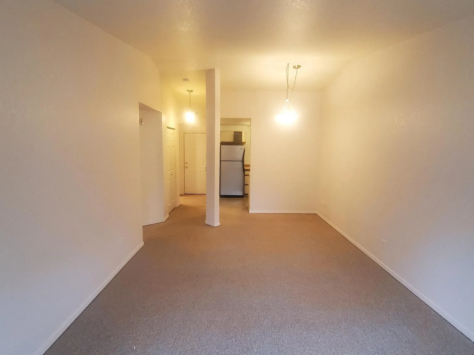 1 bed, 735 sqft, $2,125 — Photo 3
