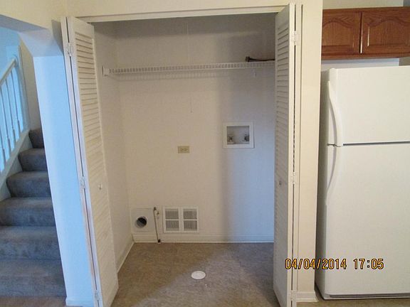 washer dryer hook ups