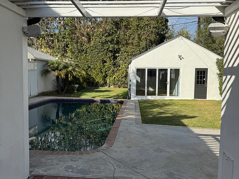 12227 Shetland Ln — Photo 16