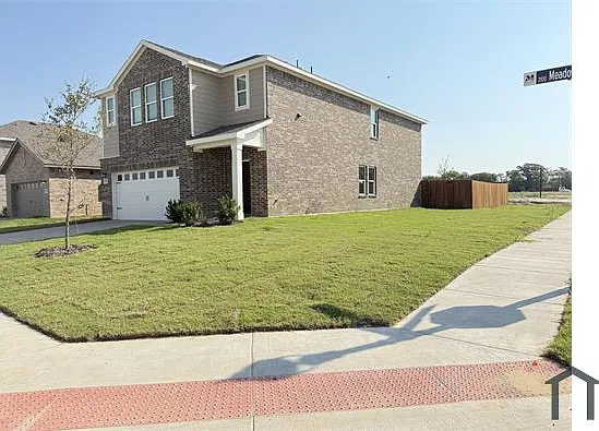 5 bed, 2609 sqft, $3,300 — Photo 1
