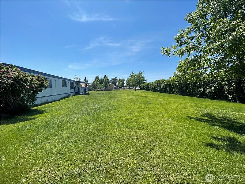 2nd image of 4283 NE Wenatchee Drive