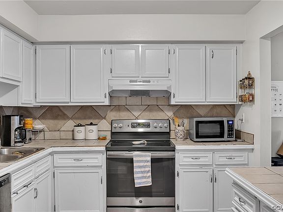 4th image of 3212 Battlebridge Dr