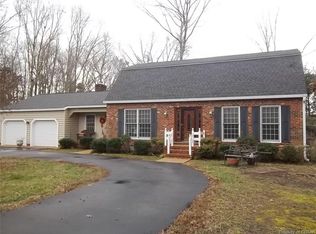 8113 Beatties Mill Rd, Mechanicsville, VA 23111