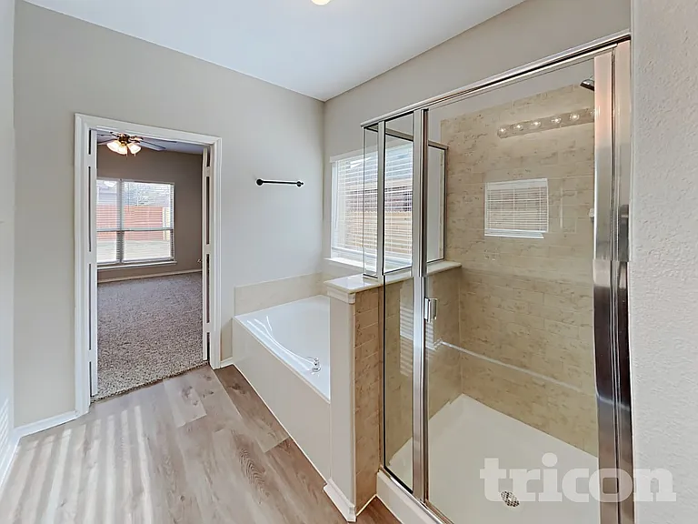 1216 Alder Tree Ln — Photo 10