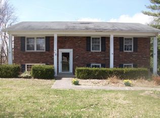 656 Montclair Rd, Frankfort, KY 40601
