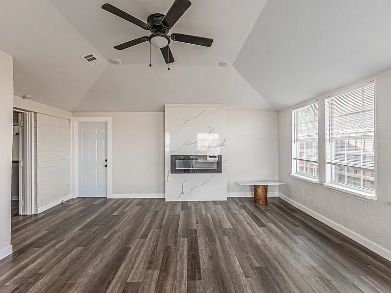 308 Franklin Dr — Photo 21