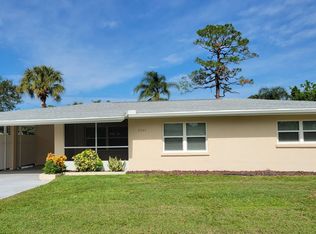 2141 Inner Cass Cir, Sarasota, FL 34231