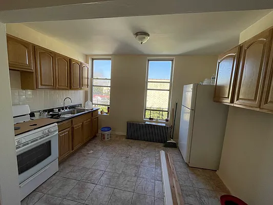 Rented by Voro, LLC | media 3