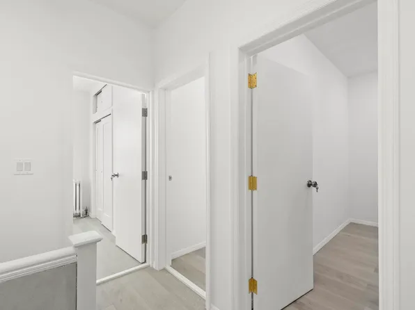 151 Stevens Avenue image 15 of 24