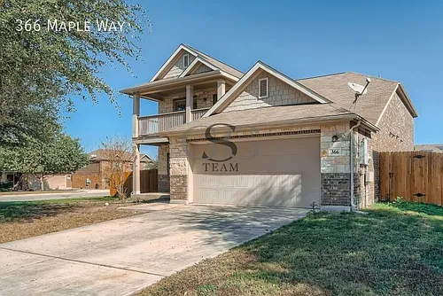 366 Maple Way Photo 1
