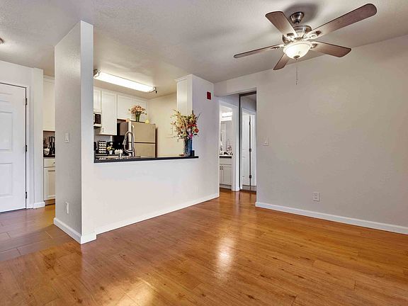5th image of 1580 Southgate Ave #210