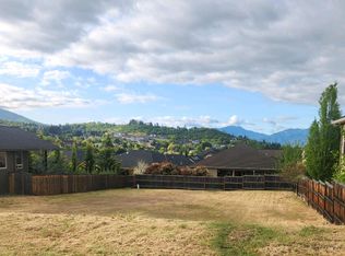 4374 Vista Pointe Dr, Medford, OR