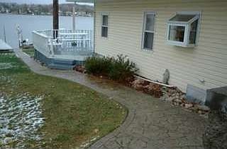 2nd image of 10060 Lakeside Dr