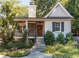 3038 Medlin Dr, Raleigh, NC 27607