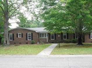 707 Frederick Ave, Laurinburg, NC 28352