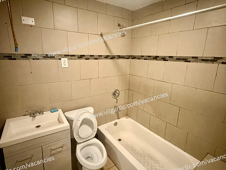 809 Pierce St — Photo 18