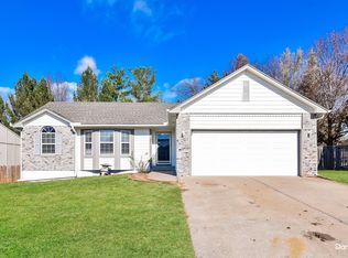 110 W Sierra Dr, Raymore, MO 64083