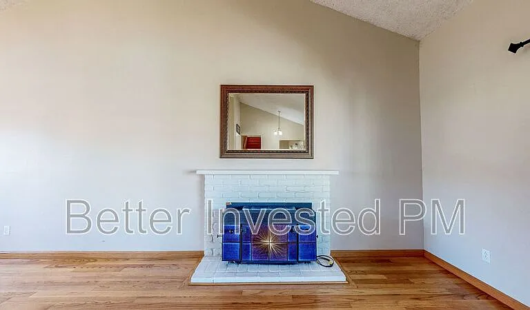 848 Sprucewood Ct — Photo 16