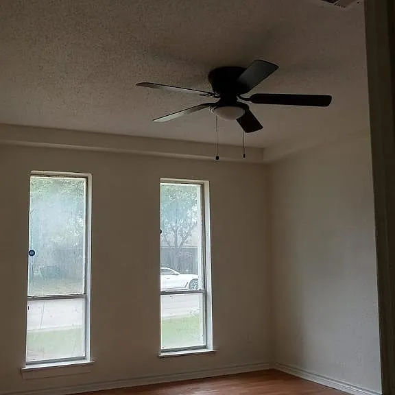 1140 Shadywood Ln — Photo 31