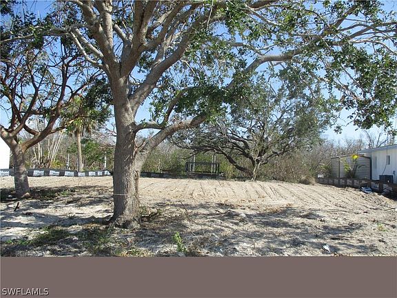 3rd image of 190 Tropical Shore Way