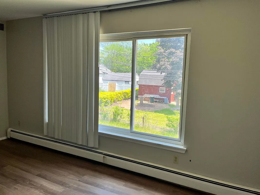 1 bed, 1.0 bath, 600 sqft, $950 — Photo 4