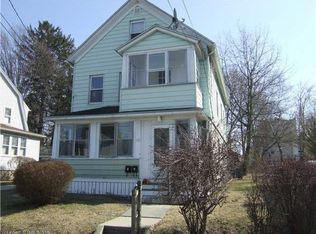 48 Warren St, New London, CT 06320