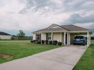 212 Coles Creek Dr, Carencro, LA 70520