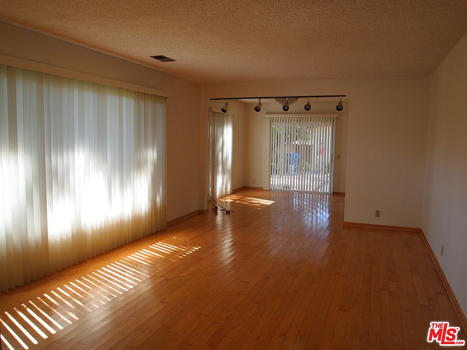 1st image of 4022 Globe Ave