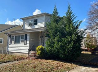 222 Washington Ave, Edison, NJ 08817
