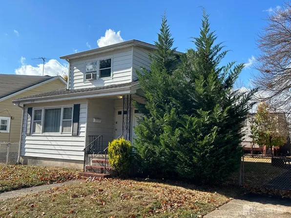 222 Washington Ave, Edison, NJ 08817