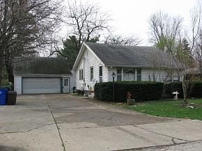 2nd image of 731 Comet Ave