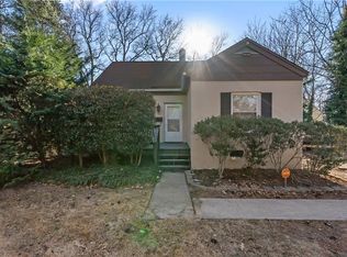 18 Beverly St, Hampton, VA 23669