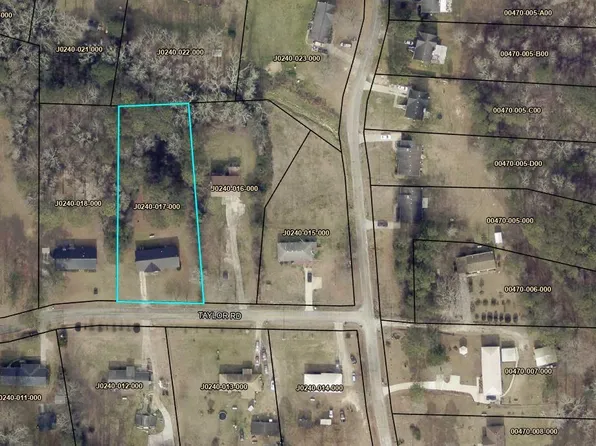 281 Taylor Rd, Jackson, GA 30233