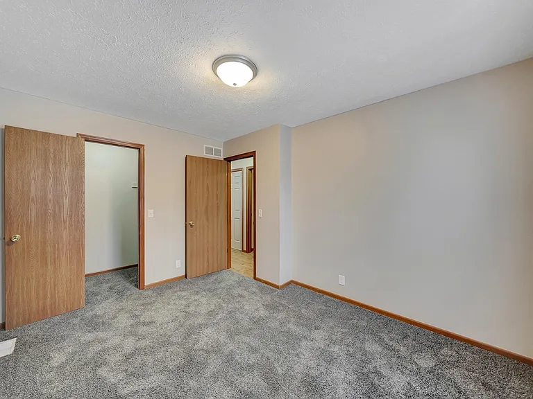 8823 Lincoln St #1 — Photo 17