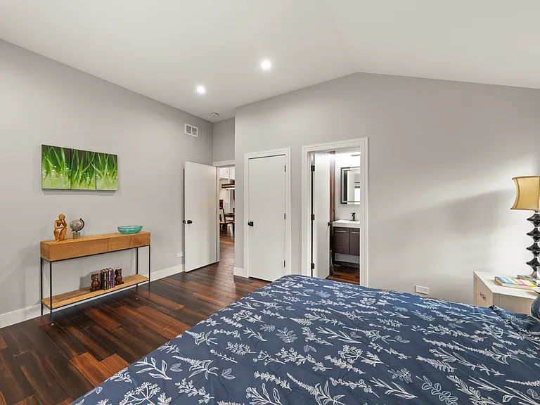 8816 W 123rd St — Photo 37